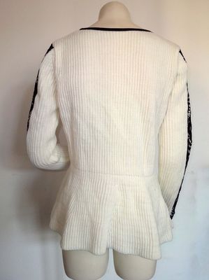 깔린 PU 목 손질 숙녀 스웨터 스웨터 착용 옷을 또는 주문을 받아서 만드는 끈으로 묶으십시오